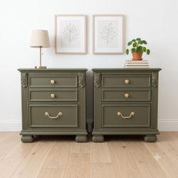 Green Nightstand Set