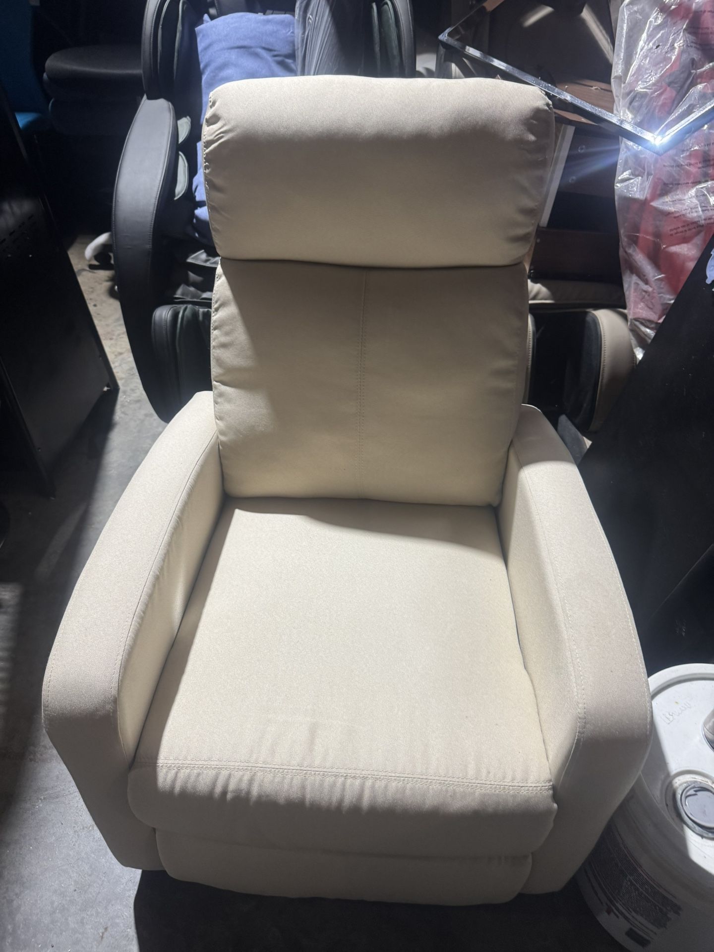 Recliner Chair for Living Room Home Theater Seating Single Reclining Sofa Lounge with Vibration