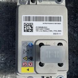 NEW OEM TESLA MODEL 3 / Y / X / S 16V LI-ION LOW VOLTAGE BATTERY CHARGED