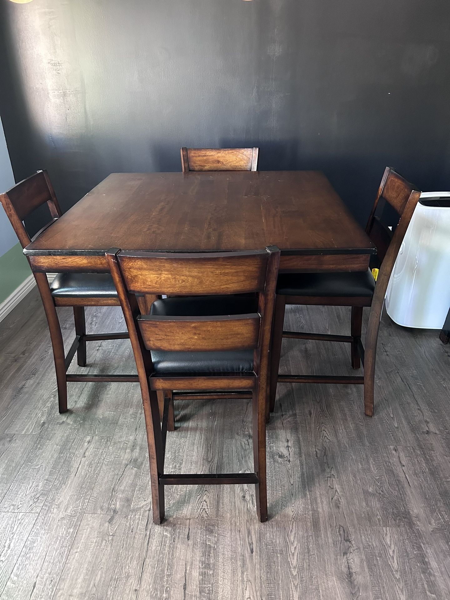 Table And chairs