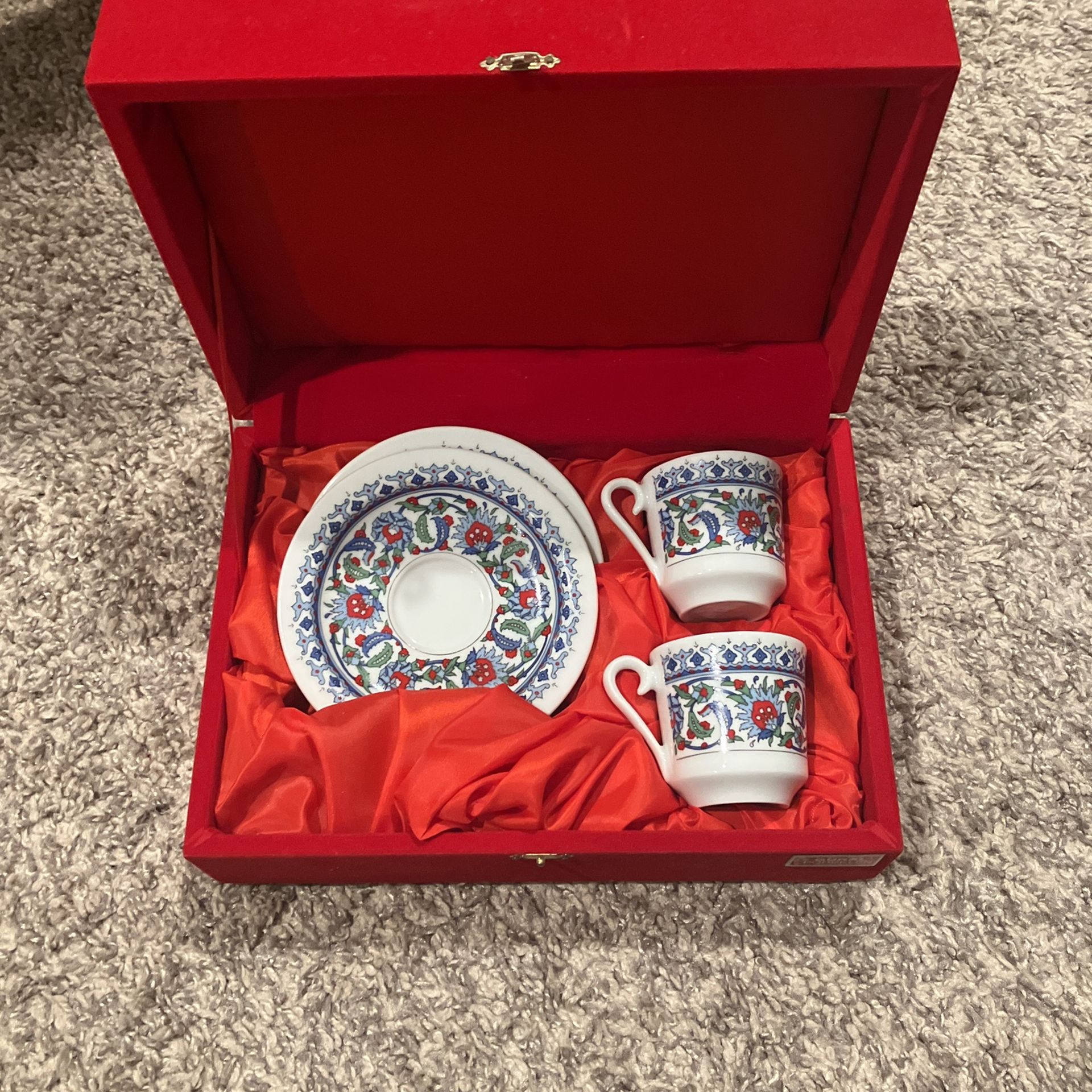 Antique 2 Tea Cups 2 Plates - Gural Porselen
