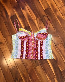 Women’s Y2k Top Size Medium (Final Price)