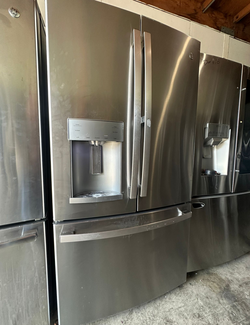 Stainless GE French Door Fridge with IceMaker
