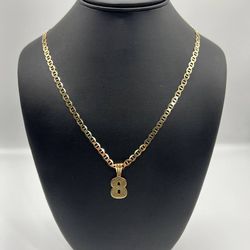 10k solid gold Mariner necklace chain with number "8" pendant made of 10k solid gold