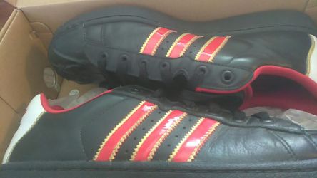 Adidas Star wars edition men size 8.5