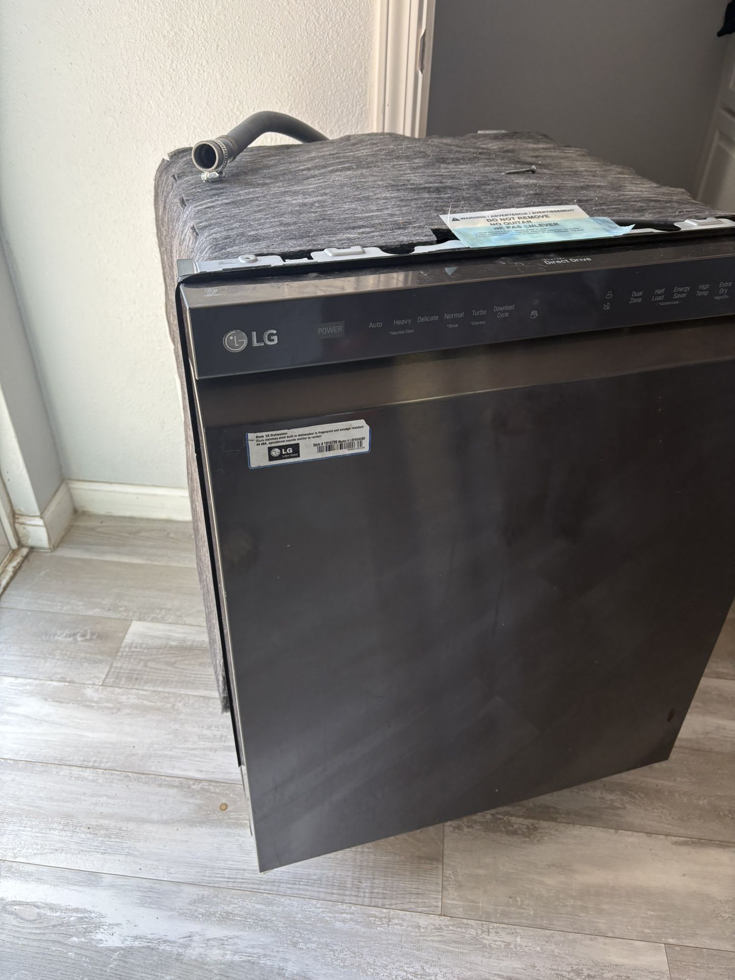 Black LG Dishwasher 