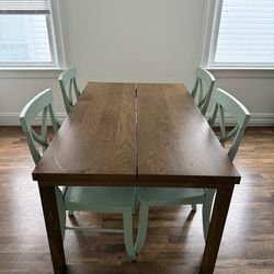 Dining Table + 4 Chairs