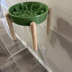 LE TAUCI Ceramic Slow Feeder Dog Bowls Elevated, 3 Cup Raised Bowl with Wooden Stand for Medium Large Breed, Slow Down Eating, Puzzle Dog Food Bowl, C