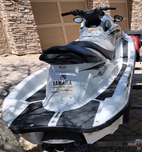 2001 WAVERUNNER GREAT WORKING CONDITION.