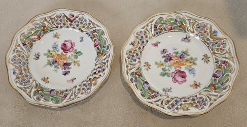 2 Schumann Bavaria Dresden Chateau Pierced/Reticulated 6 1/4" Bread Plates