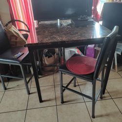 Table And Chairs 