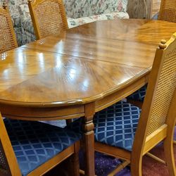 Kitchen  Table/6 Chairs 