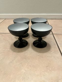 Carlo Moretti black and white Italian cased glass cocktail glasses