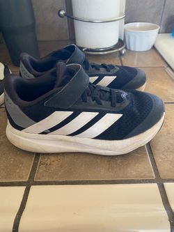 Boy adidas