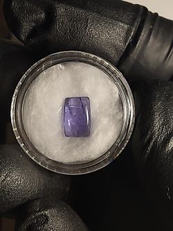 2.2 carat natural Tanzanite in display 