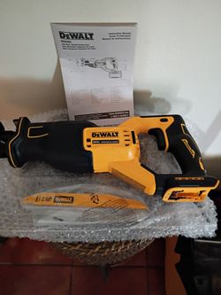 DeWalt segueta nueva vendo solo la herramienta el precio es firme