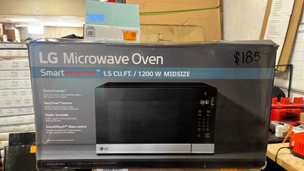 LG NeoChef 1.5 cu. ft. 1100-Watt Countertop Microwave in Stainless Steel with Smart Inverter