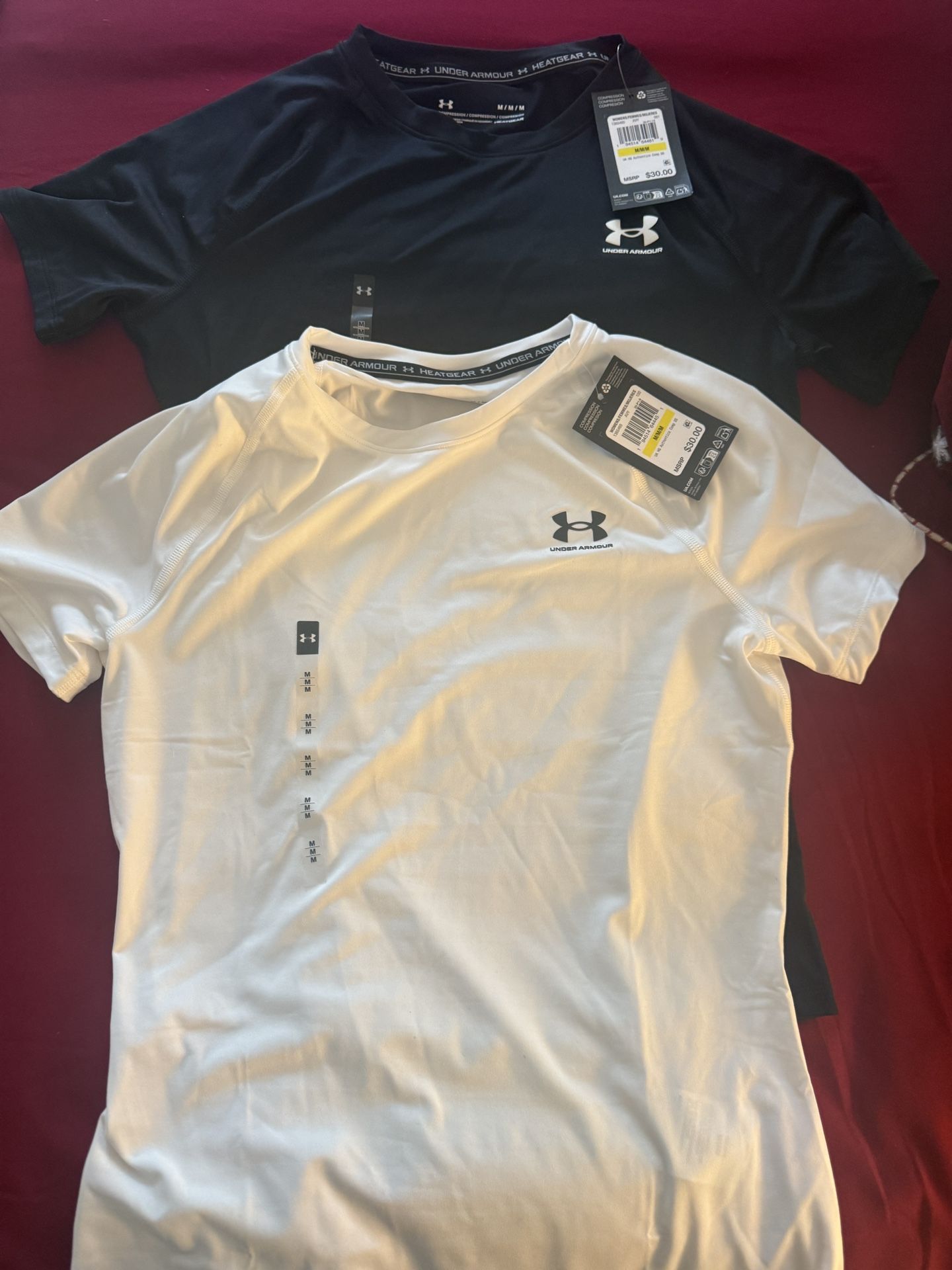 Brand New Under Armor Women’s Athletic Top Size Medium