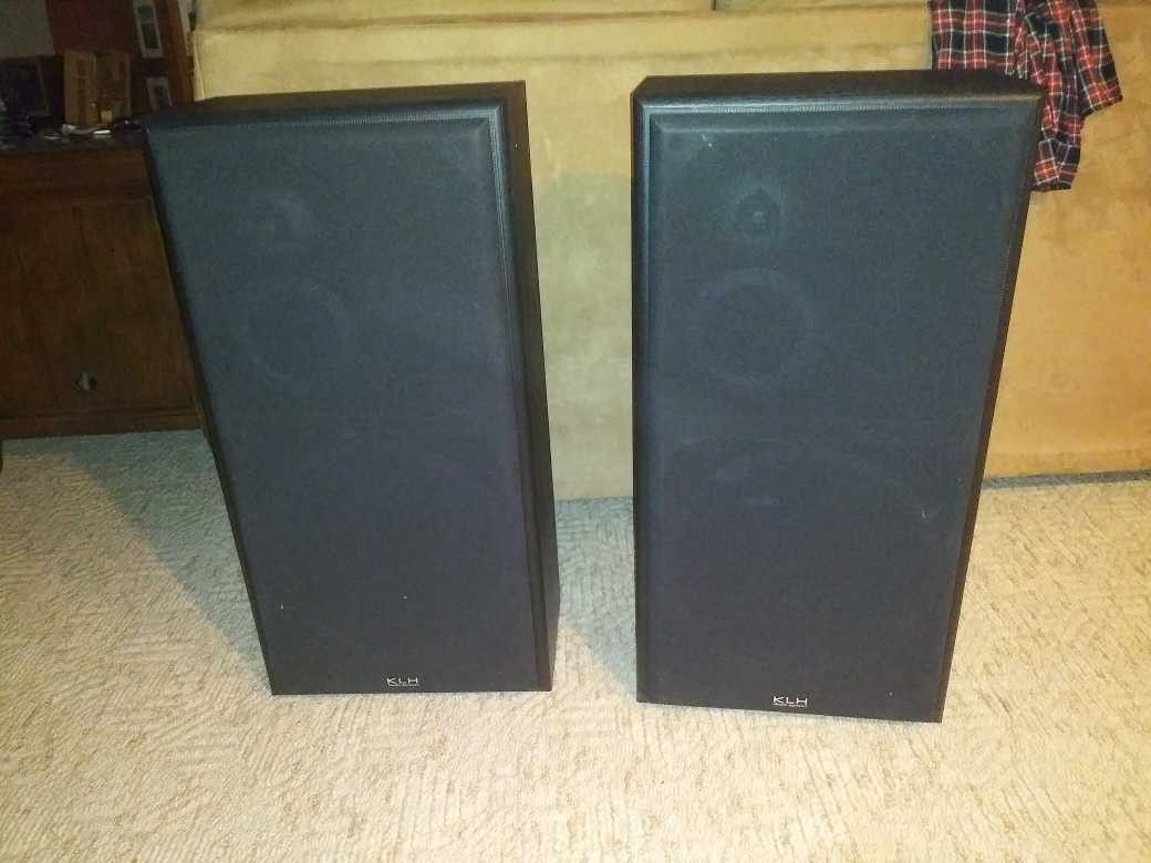 2 KLH speakers