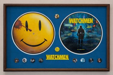 Watchmen Framed Display Smiley Face Vinyl Art Pins Movie Memorabilia Wall