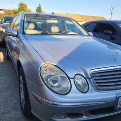 2004 Mercedes Benz E