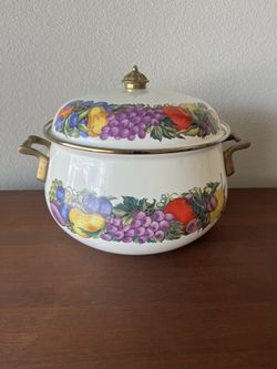 Cornucopia Enamel Pot