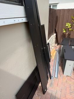 Gratis Free bed frame with drawers / Cama gratis