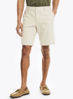 NWT Nautica men’s, true stone, sz 36 shorts