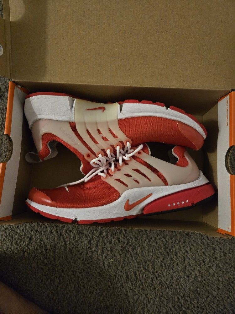 Nike Presto Red. Size 10