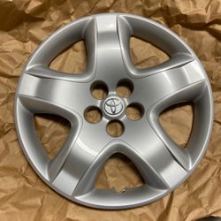 04-08 Toyota Corolla, Matrix New Genuine 16” Wheel Cover