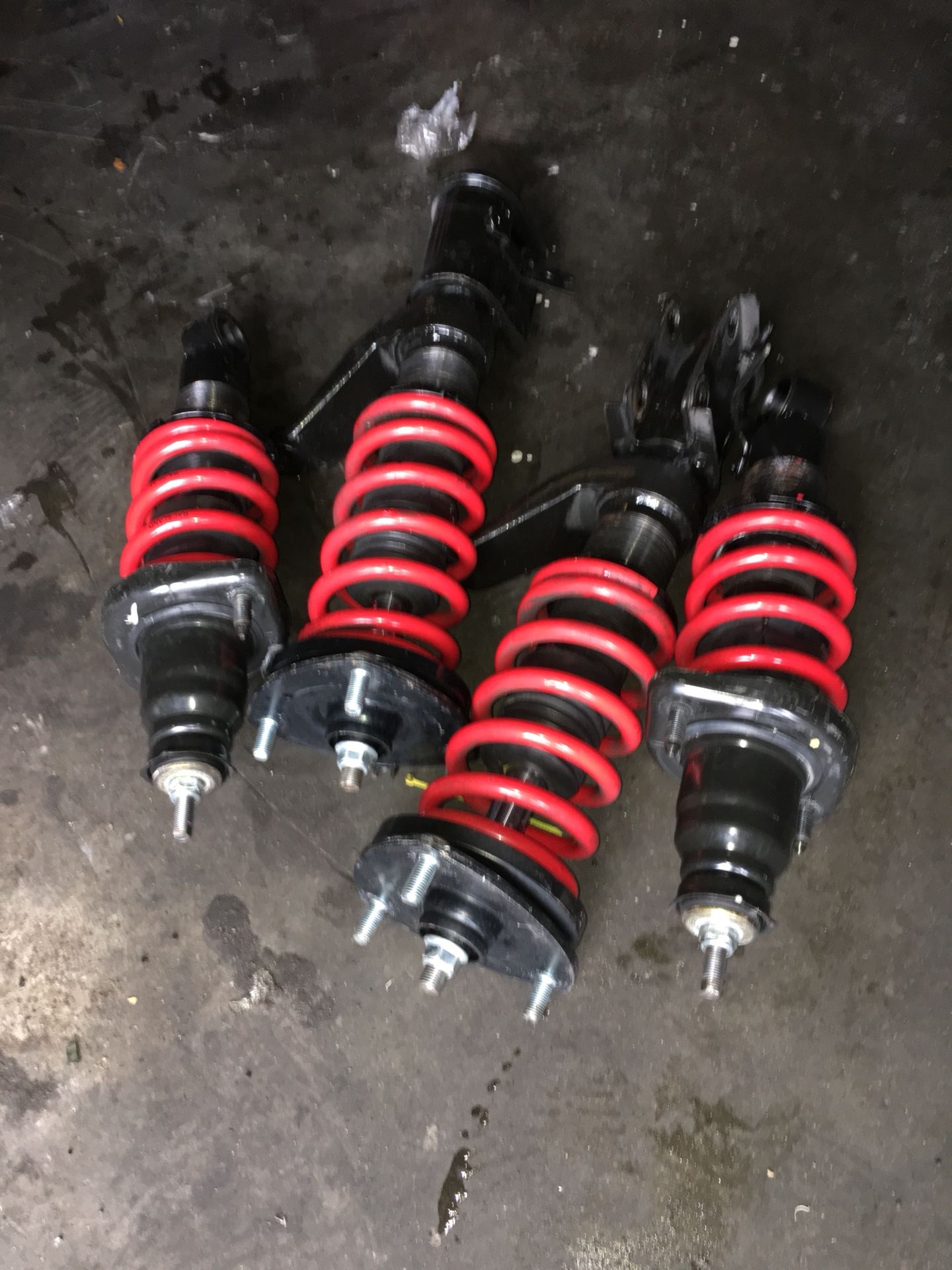 2001 to 05 civic coilovers suspension one piece almost new