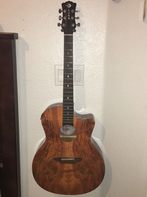 Luna Guitars Gypsy Spalt Grand Auditorium Acoustic-Electric Guitar