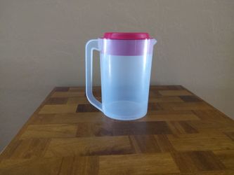 American Maid One Gallon Plastic Pitcher