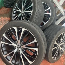 Toyota Camry tires and rims ,