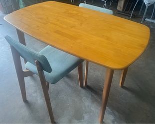 Small dinner table