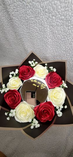 Bouquet 💐 with mirror  (Ramo con espejo)