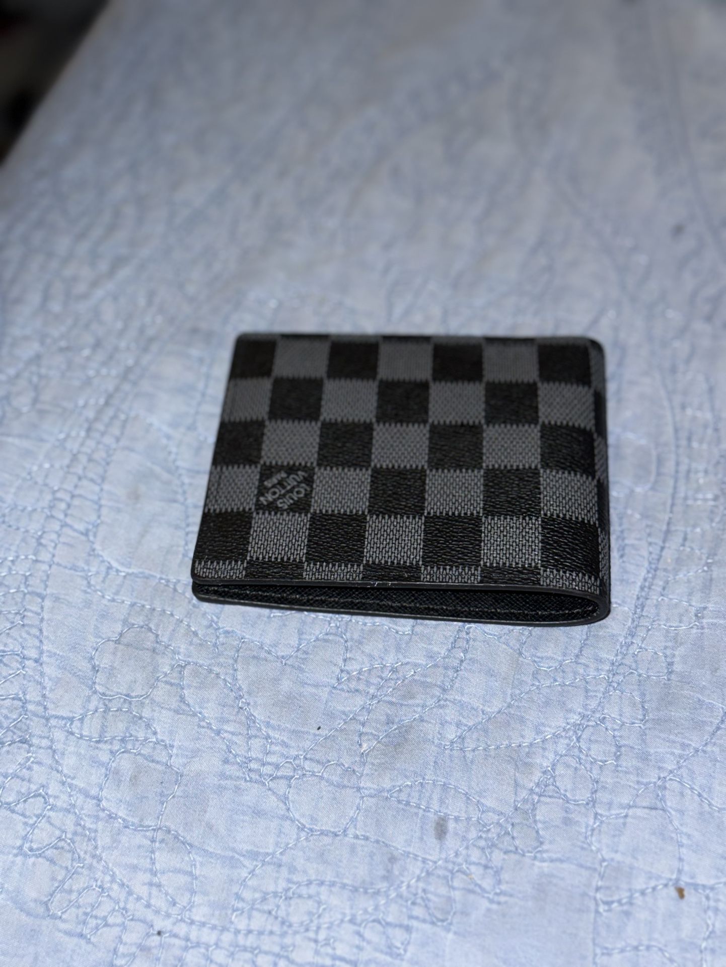 Louis Vuitton Men’s Black &Grey Wallet