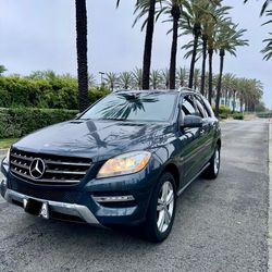 2012 Mercedes-Benz ML350 Titulo Limpio