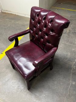 Quantity 8, Leather and Thick . Color Burgundy