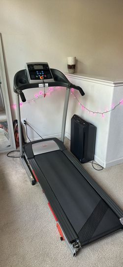 Treadmill (barely used)