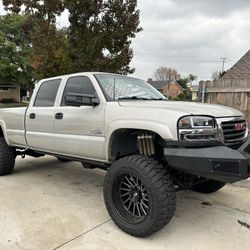 2005 GMC Sierra 3500 4x4 Diesel 