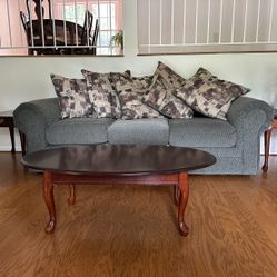 Coffee Table And End Table For $30
