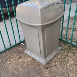 Trash Can