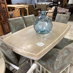 Kitchen/dining Table With 6 Chairs