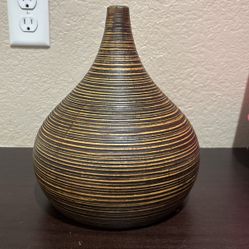 Decorative pottery 
