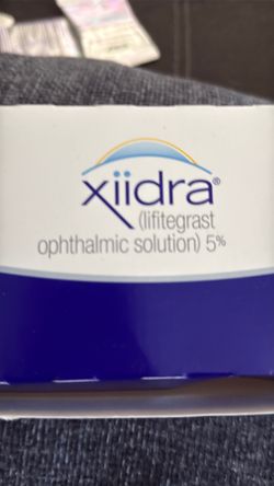 Xiidra drops