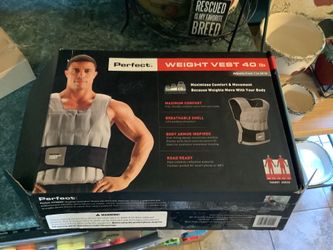 The Perfect Fitness Weighted Vest featured in the selected region is a 40 lb adjustable vest with a slim, body-armor-inspired design.This vest allows 