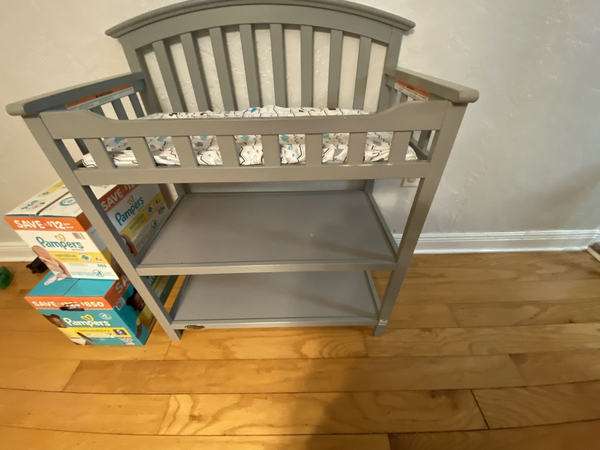 Graco Baby Changing Station