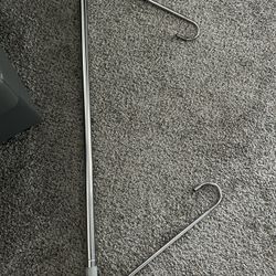 Adjustable Clothes Hanger