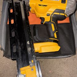 DEWALT 20V MAX XR Lithium-Ion Electric Cordless Brushless 2-Speed 21° Plastic Collated Framing Nailer (Tool Only)